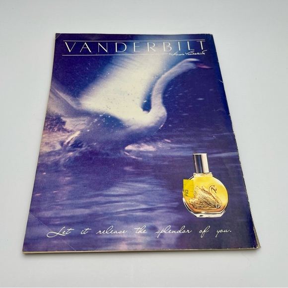 Vintage, Seventeen Magazine from May 1990 - Picture 3 of 13